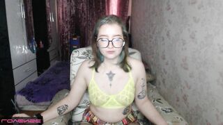 ShapelyJi Webcam Porn Video Record [Stripchat]: nails, striptease, thick, edge