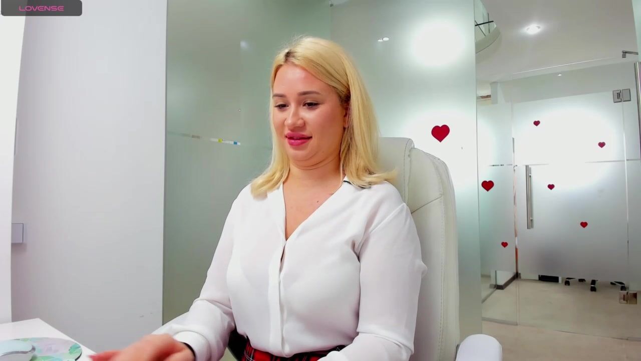 Perefcttits Hot Porn Video [Stripchat] - squirt, fingering-white,  luxurious-privates-young, blondes-young, fisting, dirty-talk, topless