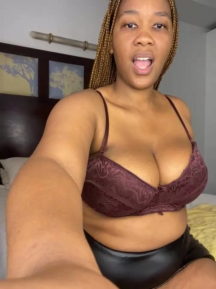 Curvy Ebony Tits - Watch GiantClitD HD Porn Video [Stripchat] - big-tits, curvy-ebony,  oil-show, mobile, double-penetration, brunettes,