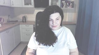 GwenSummers Hot Porn Video [Stripchat] - middle-priced-privates-young, nipple-toys, cam2cam, smoking, romantic, romantic-young, masturbation