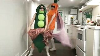 bigredcarrott Webcam Porn Video [Chaturbate] - tease, dance, colombian, slut