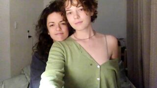 Watch cosmicqueers Hot Porn Video [Chaturbate] - hairy, new, lesbian, shy, hairyarmpits