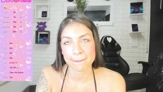 valeen_foxx Webcam Porn Video Record [Stripchat]: relax, mom, eyeglasses, deutsch