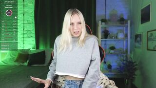 Crayzy_Luv Hot Porn Video [Stripchat] - recordable-privates, russian, smoking, erotic-dance, hd