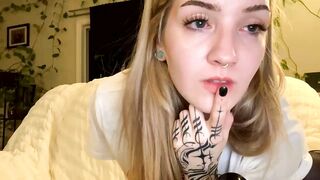 Watch xalyxcatx New Porn Video [Chaturbate] - soles, naturalboobs, brunette, pegging, bigtoys