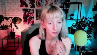 BeeElle Hot Porn Video [Stripchat] - hd, petite-young, kissing, humiliation, spanking