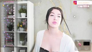 _Mika_Luu Webcam Porn Video [Stripchat] - upskirt, big-ass, lovense, smoking, twerk