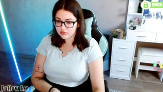 sunflower_07 New Porn Video [Stripchat] - cam2cam, trimmed-white, curvy, striptease-white, oil-show