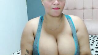 Watch latinabigboobsxx Webcam Porn Video [Stripchat] - brunettes, big-ass-teens, teens, big-tits-latin, squirt-teens