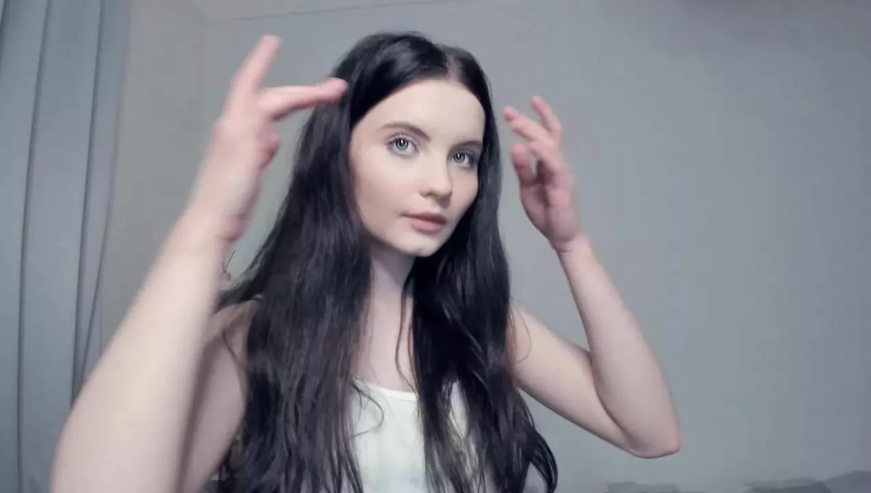 Hello_mysun Webcam Porn Video [Chaturbate] - new, shy, young, 18, cute