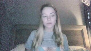 Watch babyfayced HD Porn Video [Chaturbate] - young, 18, barelylegal, blowjob, blonde