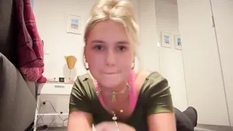 Sarahsapling Webcam Porn Video [Chaturbate] - german, new, natural ...