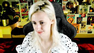 MartaWilliams Hot Porn Video [Stripchat] - twerk-teens, spanking, upskirt, girls, blondes-teens