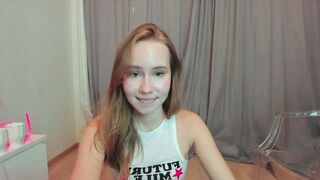 Watch cuute_angell Hot Porn Video [Chaturbate] - new, natural, shy, 18, skinny