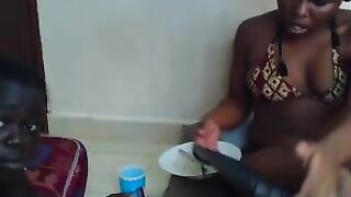 Watch exxx_newbies HD Porn Video [Stripchat] - fingering, pussy-licking, smoking, curvy-ebony, dildo-or-vibrator