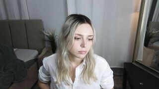 b_e_a_u_t_y Hot Porn Video [Chaturbate] - new, shy, 18, blonde, cute