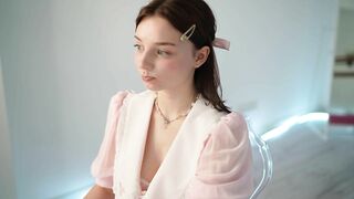 Watch floret_joy Hot Porn Video [Chaturbate] - shy, young, 18, skinny, teen thumbnail