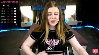 PenelopaRawrr Webcam Porn Video Record [Stripchat]: queen, squirty, cum, splits