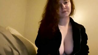 717tinaxo New Porn Video [Chaturbate] - brunette, longhair, chatting, jerkoff, bigclit