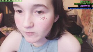 frogessjay HD Porn Video [Chaturbate] - glasses, hairy, feet, asian, braces