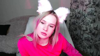 Little_Meowww Webcam Porn Video [Stripchat] - recordable-publics, white-teens, humiliation, big-tits, topless-white