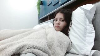 Watch miafosterx HD Porn Video [Chaturbate] - new, brunette, 18, braces thumbnail