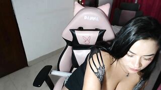 DanielaJames_ Webcam Porn Video Record [Stripchat]: punish, big, foot, balloons