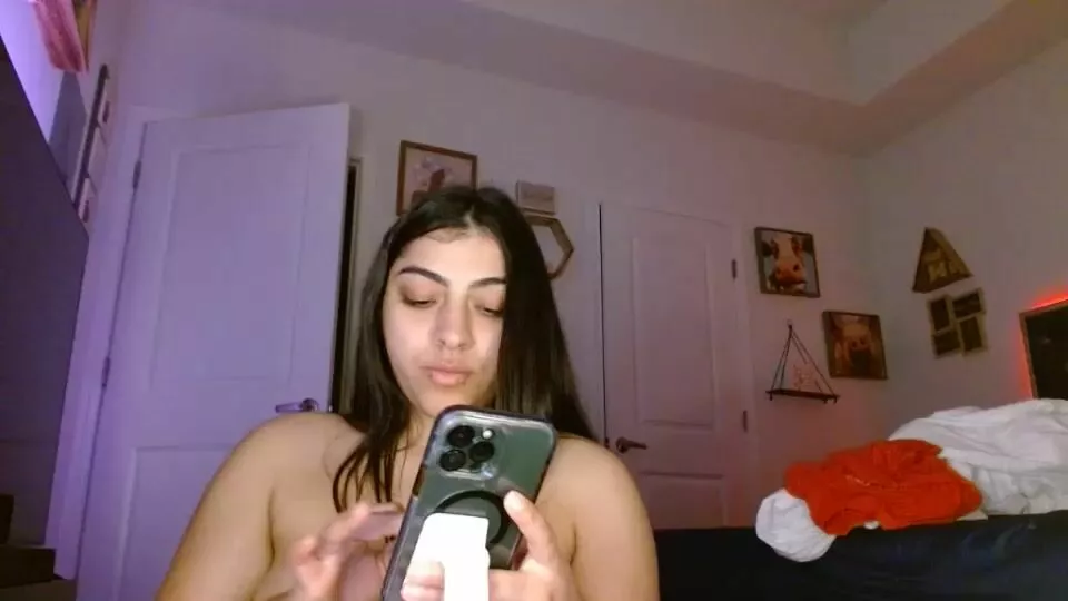 A playful sting of pleasure