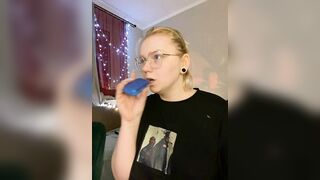 _Des_ Hot Porn Video [Stripchat] - interactive-toys, cam2cam, orgasm, shower, sex-toys
